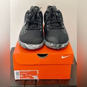 Nike Kylie Flytrap II (GS)